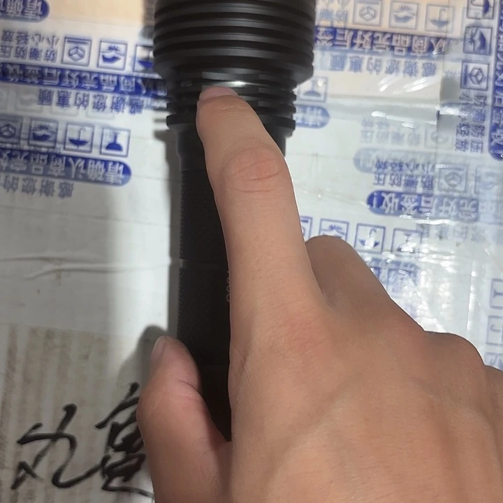 丸龟T90S强光远射手电