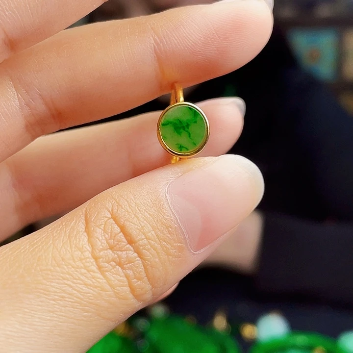 翡翠银S925镶嵌颈饰多样性