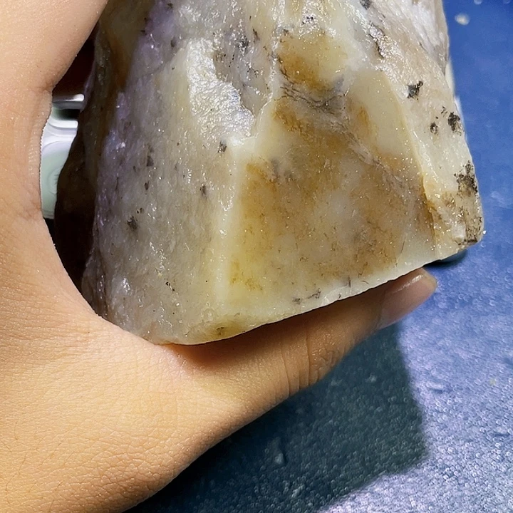 和田玉（糖玉）未镶嵌珠宝半成品