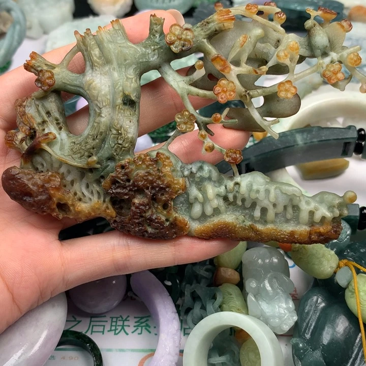 用***4定制翡翠未镶嵌翡翠
