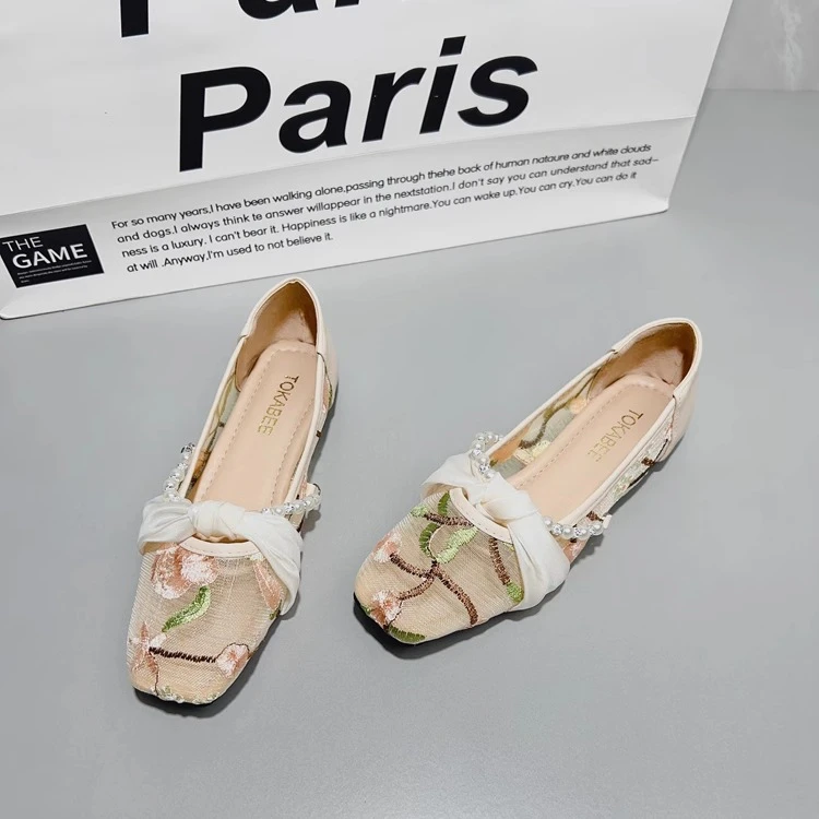 2025年春夏季新款仙风网纱镂空蕾丝透气软底单鞋平底外穿包头凉鞋