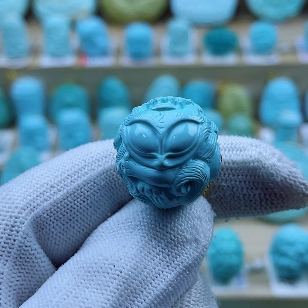 绿松石未镶嵌珠宝奇石