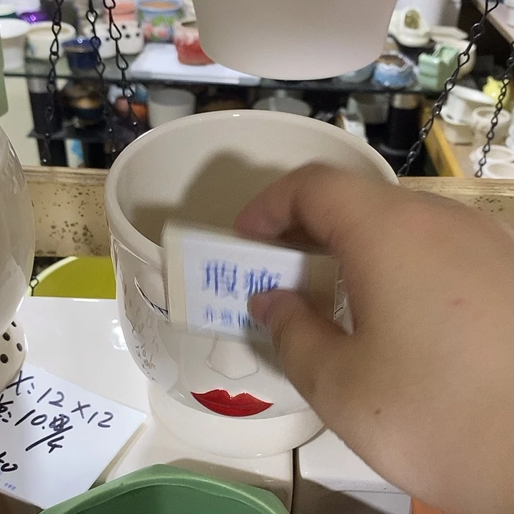 紫砂花盆多肉瑕疵盆有孔。