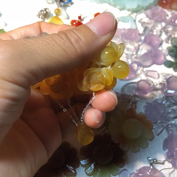 蛇纹石玉未镶嵌挂件?****古