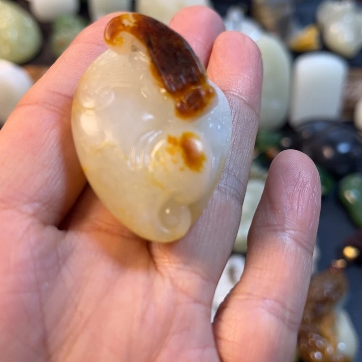 和田玉未镶嵌挂件