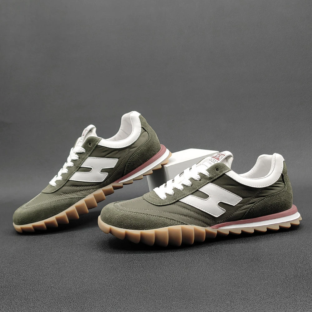 男鞋新款舒适透气皮布拼接户外运动鞋轻便软底低帮系带百搭休闲鞋