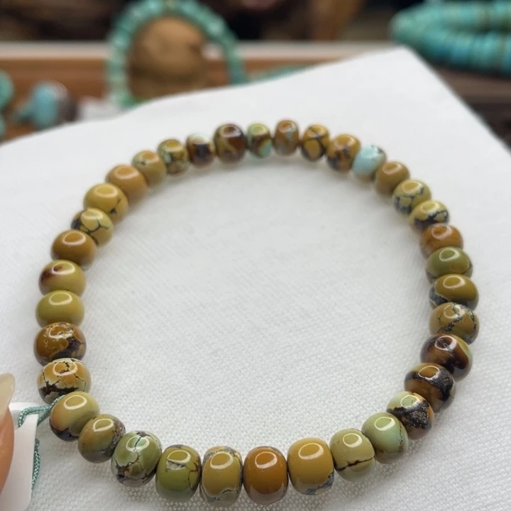 绿松石未镶嵌珠宝