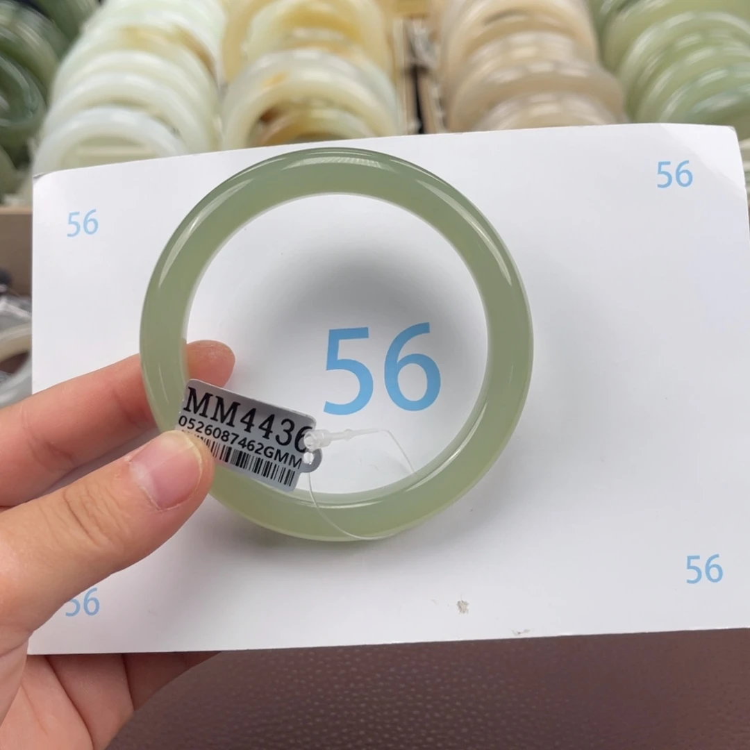 和田玉手镯未镶嵌刘*刘