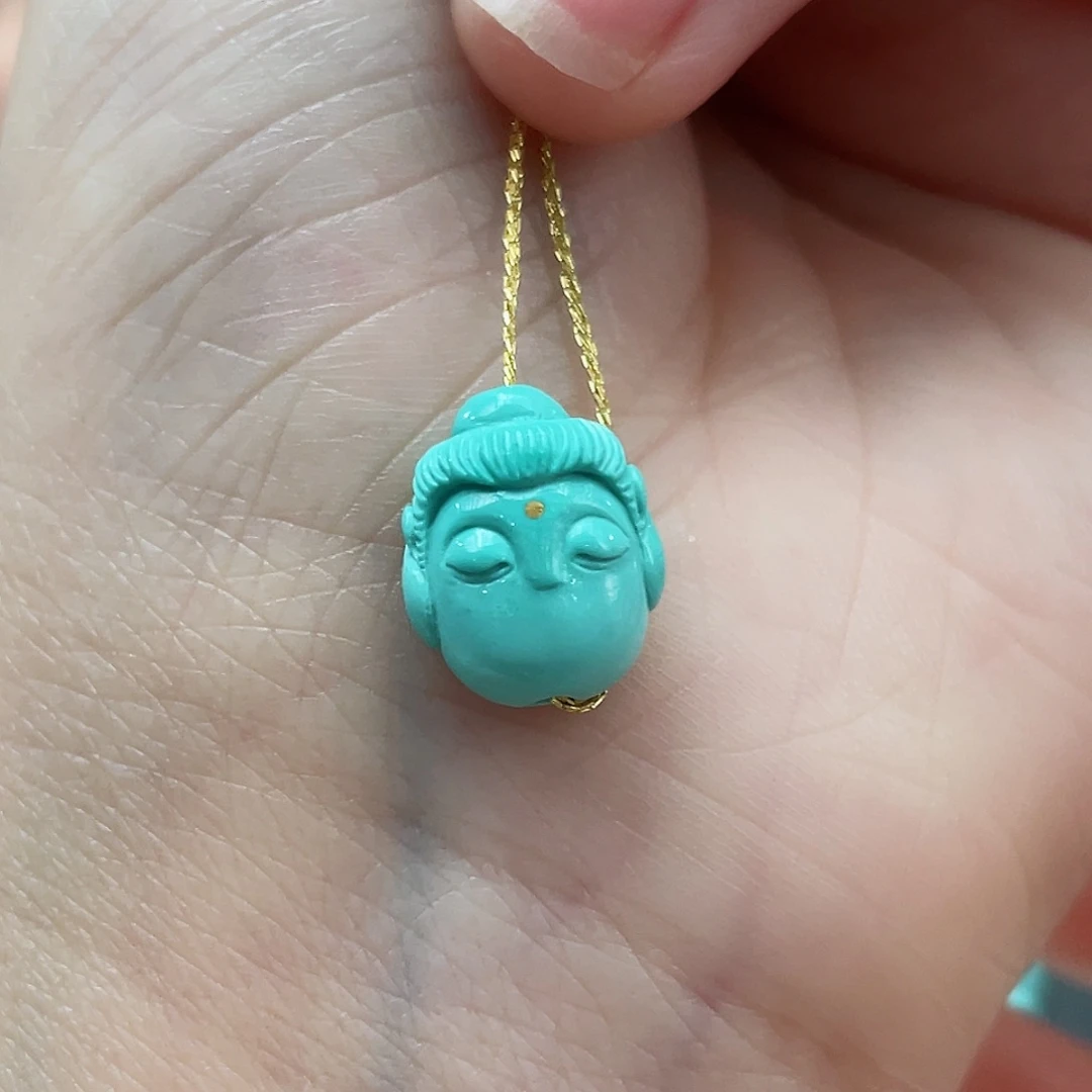 绿松石颈饰未镶嵌