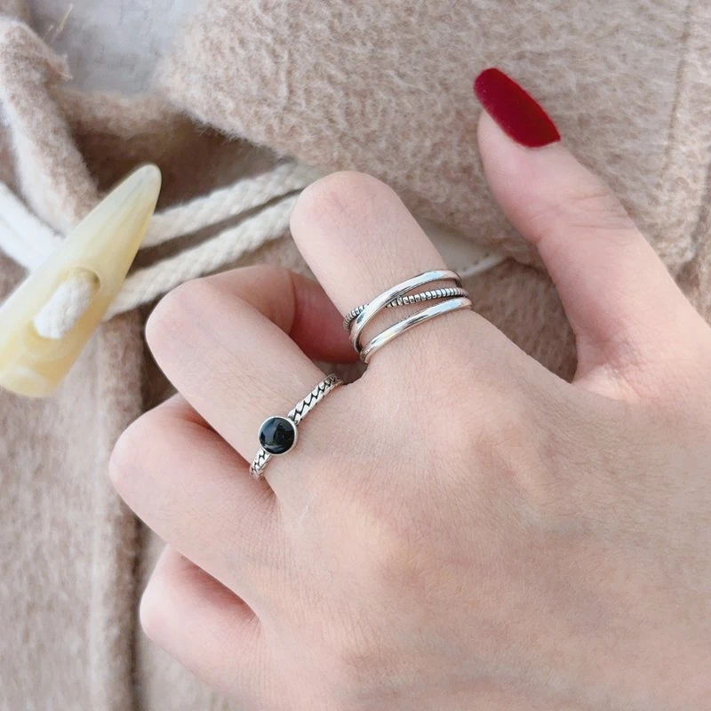 925银戒指 三生三世缠绕戒指搭配小黑圆复古链条