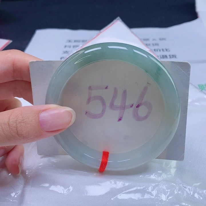 未镶嵌手镯翡翠58圈口