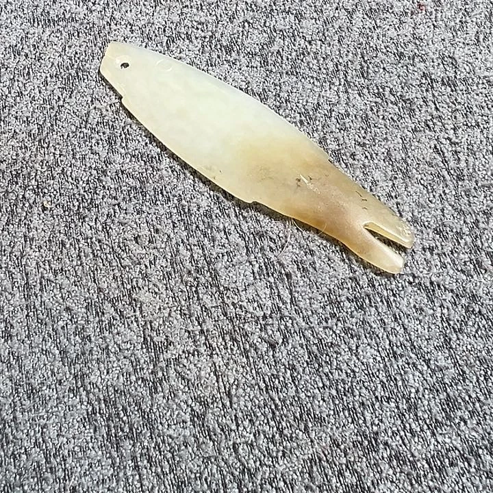 和田玉（糖玉）未镶嵌挂件