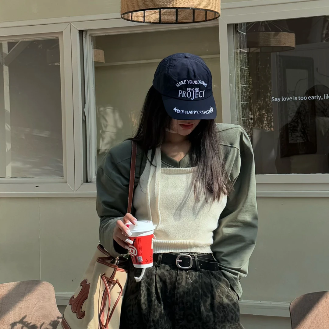 吉吉【街头日记】甜辣针织挂脖小吊带多穿法百搭背心#84137