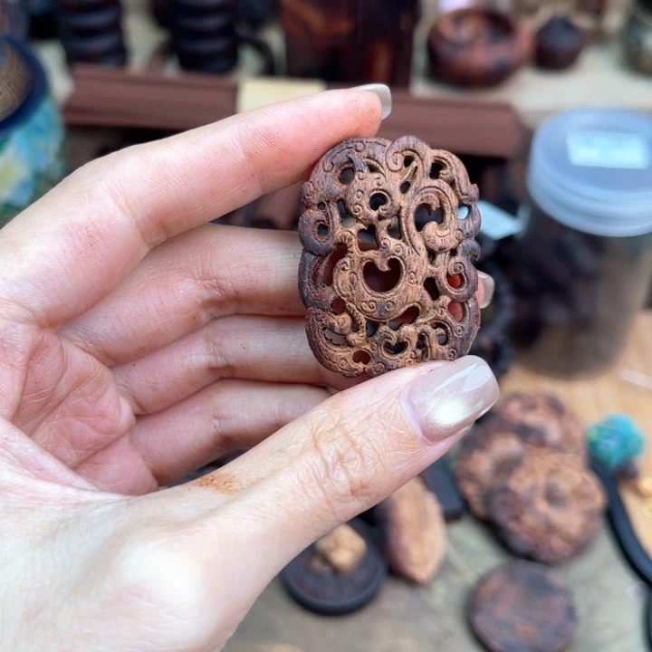 降真香其他有凤来仪（瑕疵福利）