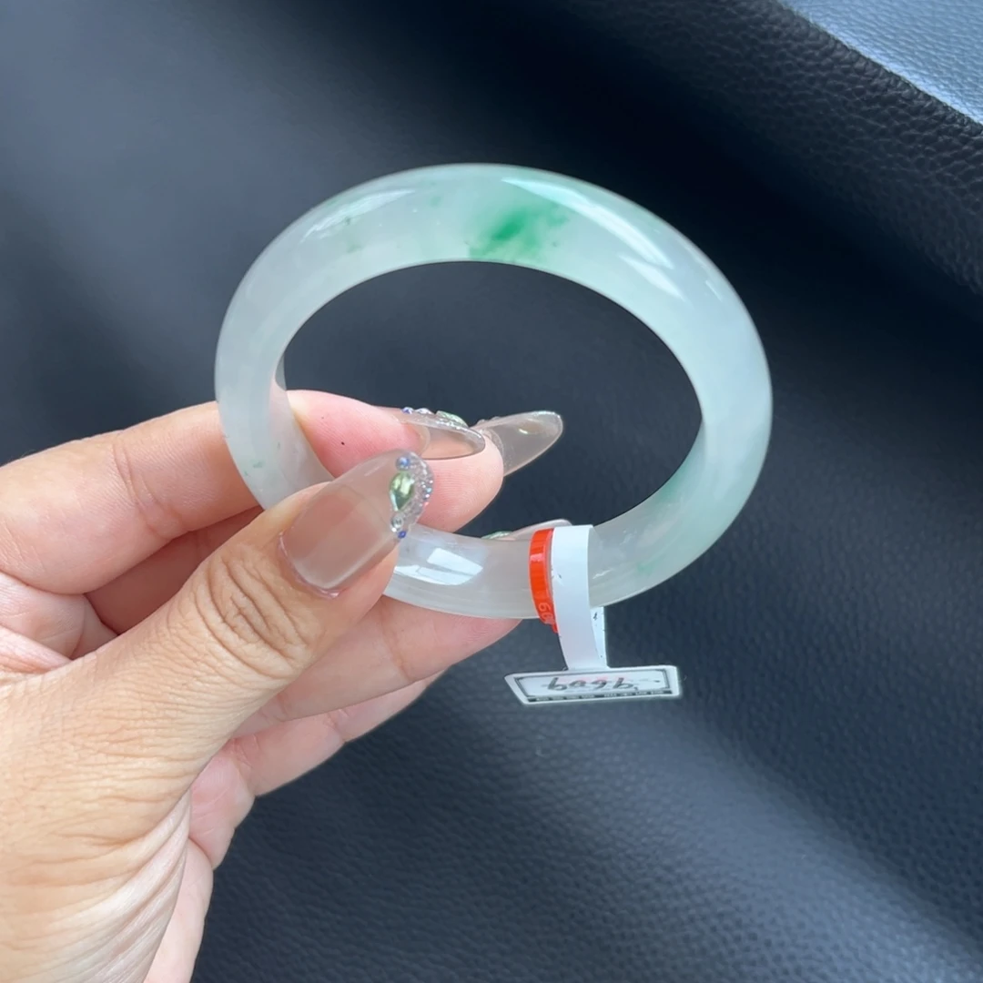 石英质玉未镶嵌手镯55.5