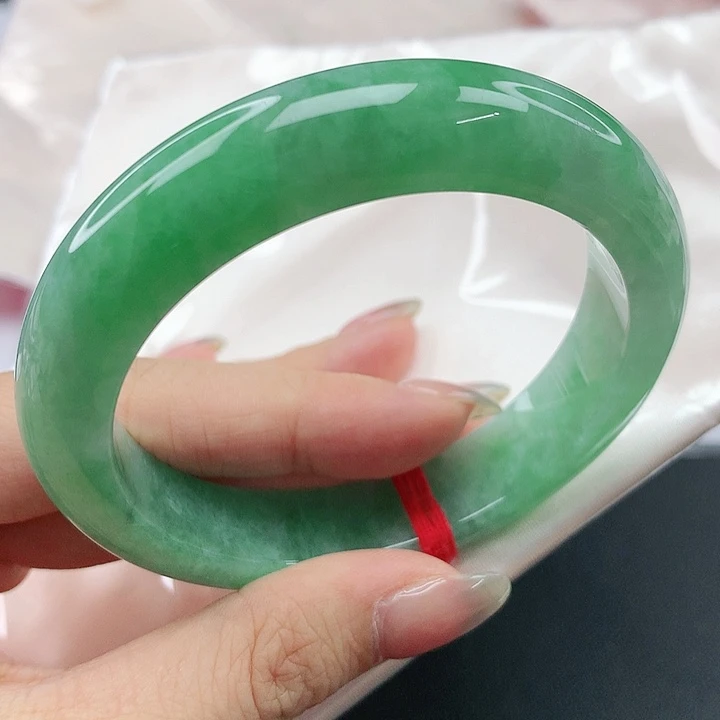 未镶嵌手镯翡翠，809