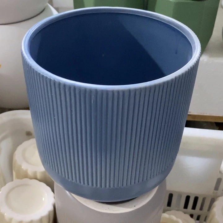 摆件陶盆有孔 微瑕介意勿拍