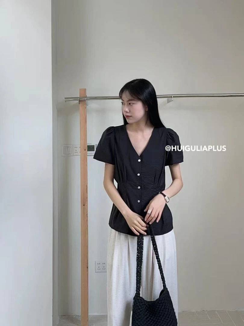 8236 韩系时尚百搭上衣