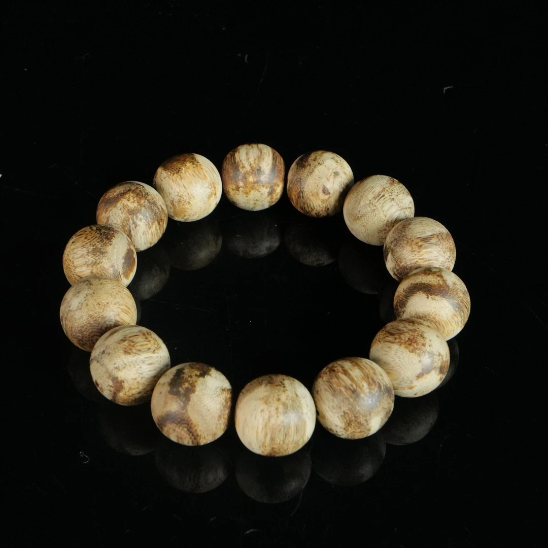 A9468 西马虎斑虫漏树心油沉香手串 1.75cm  26.24g