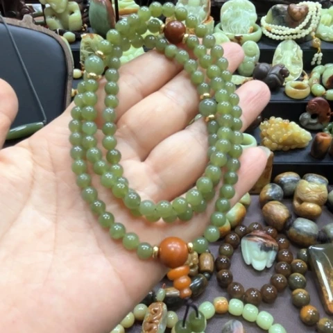 岫岩老玉（透闪石质玉）未镶嵌挂件