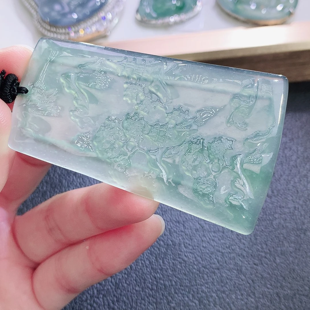翡翠未镶嵌挂件翡翠