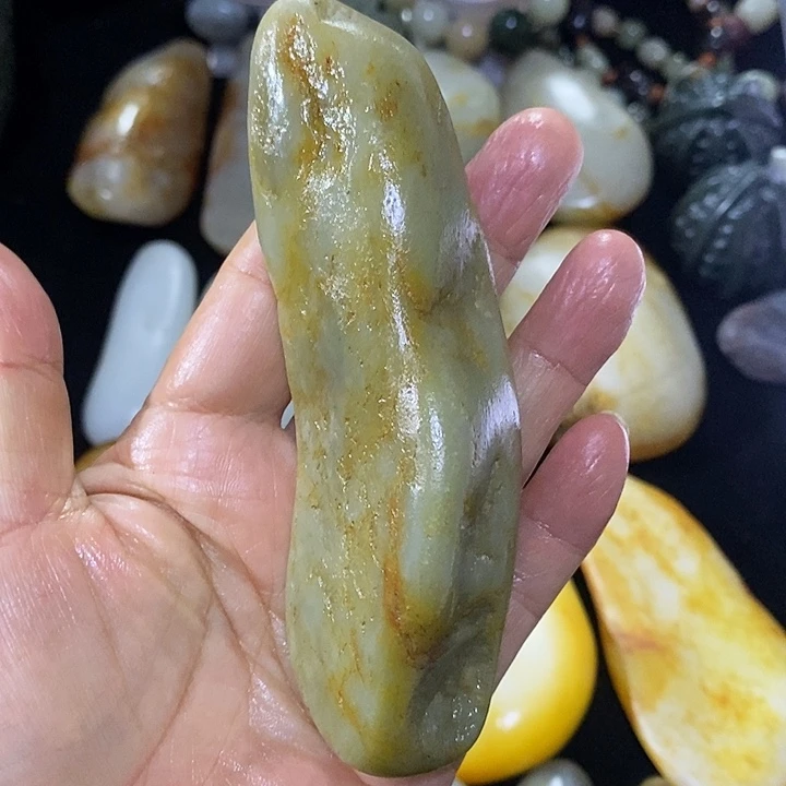 未镶嵌和田玉（糖玉）挂件