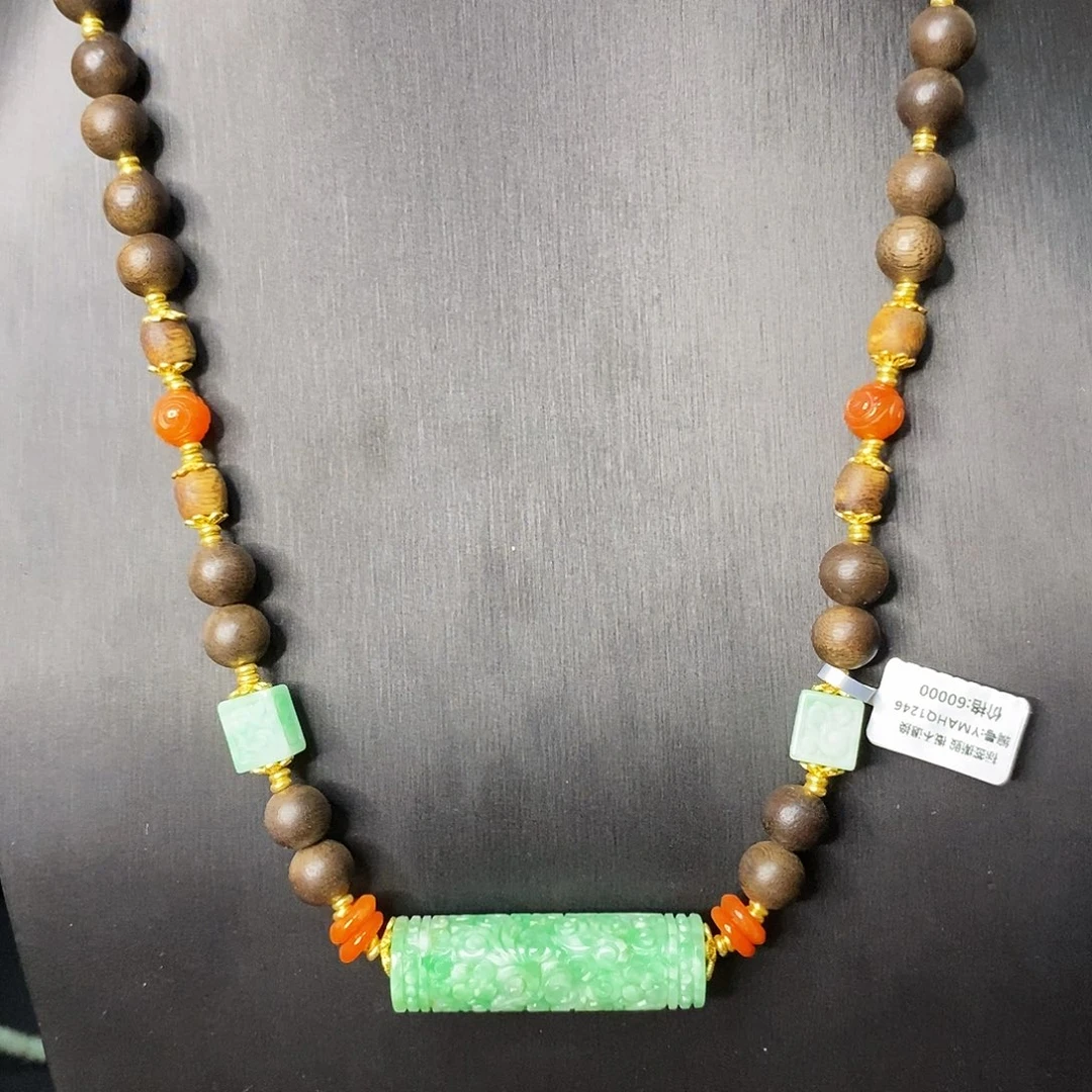 颈饰未镶嵌翡翠手链