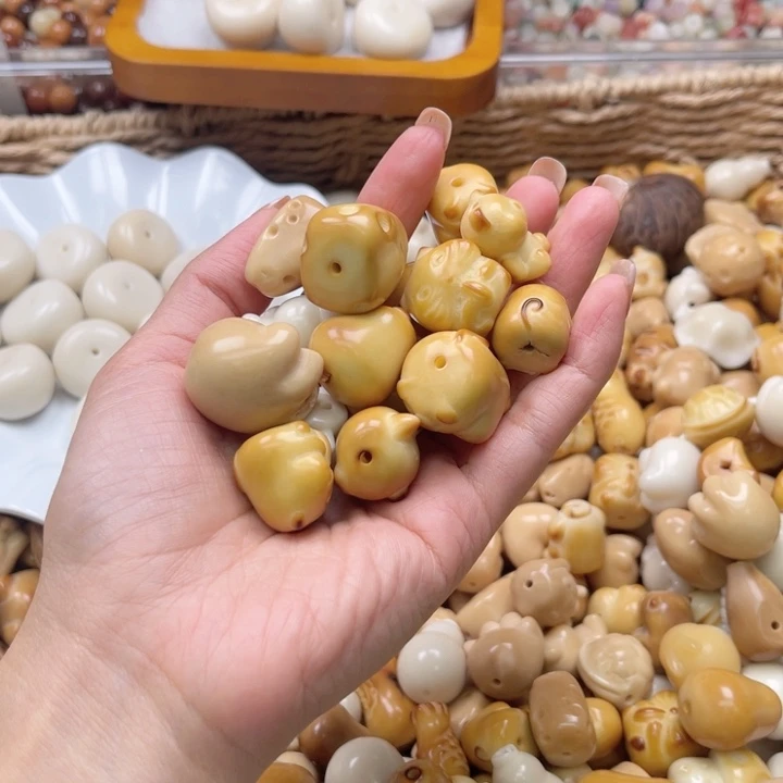 白玉菩提吊坠B/15-20mm/5颗瑕疵不售后