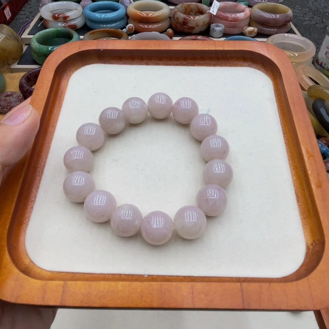 石英质玉未镶嵌圈口齐全