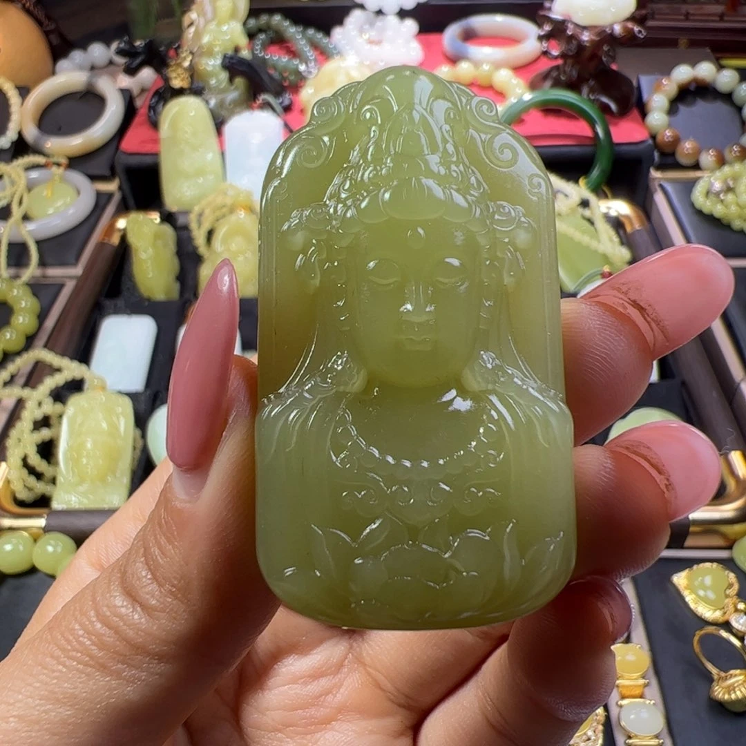 和田玉未镶嵌颈饰