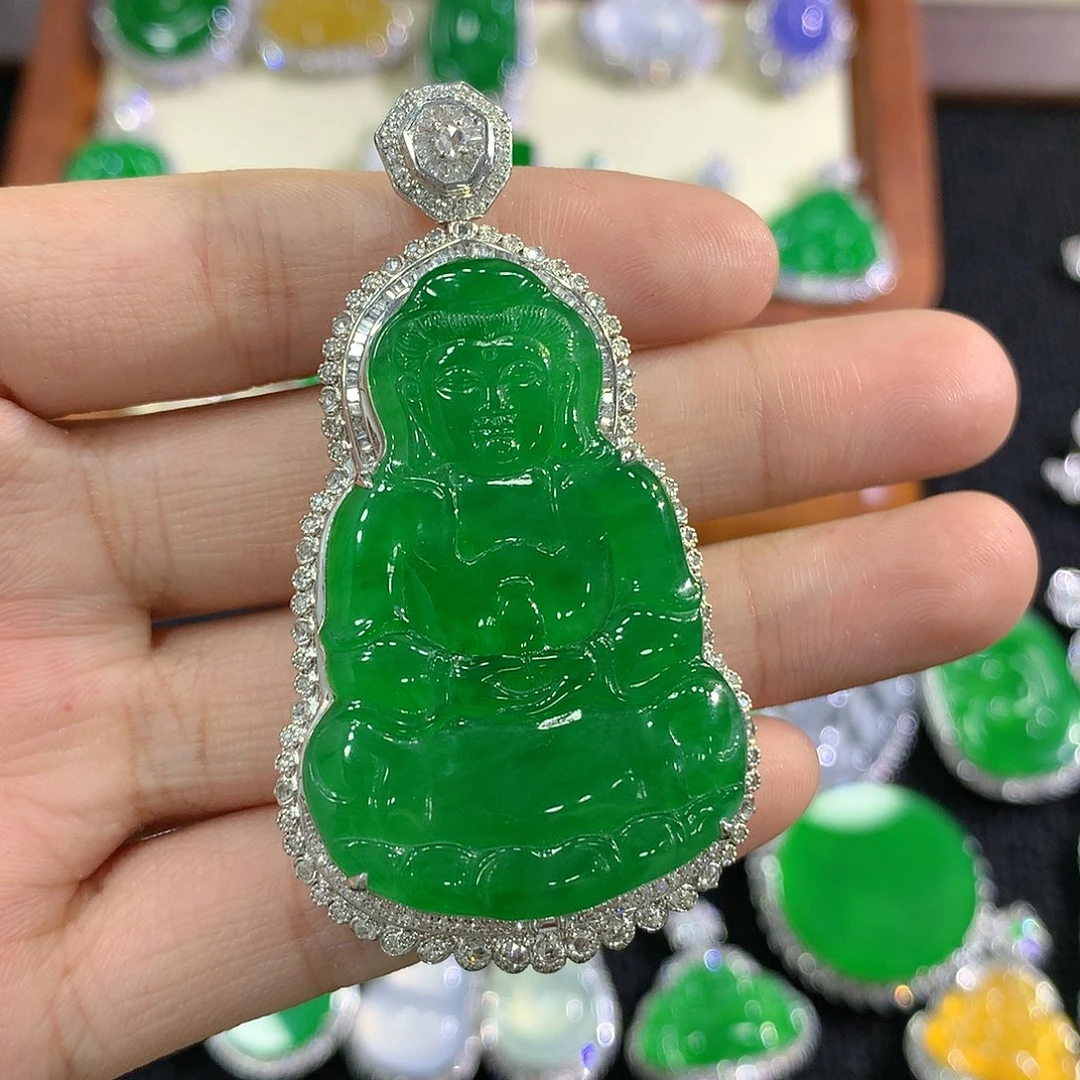 【闪购商品】吊坠(不含链)18K金镶嵌翡翠观音