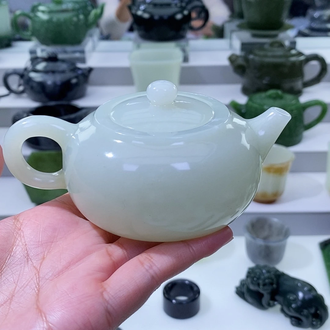 和田玉未镶嵌挂件茶壶