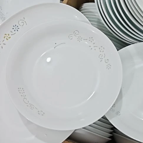 瓷玲珑白色8寸盘2个微瑕疵