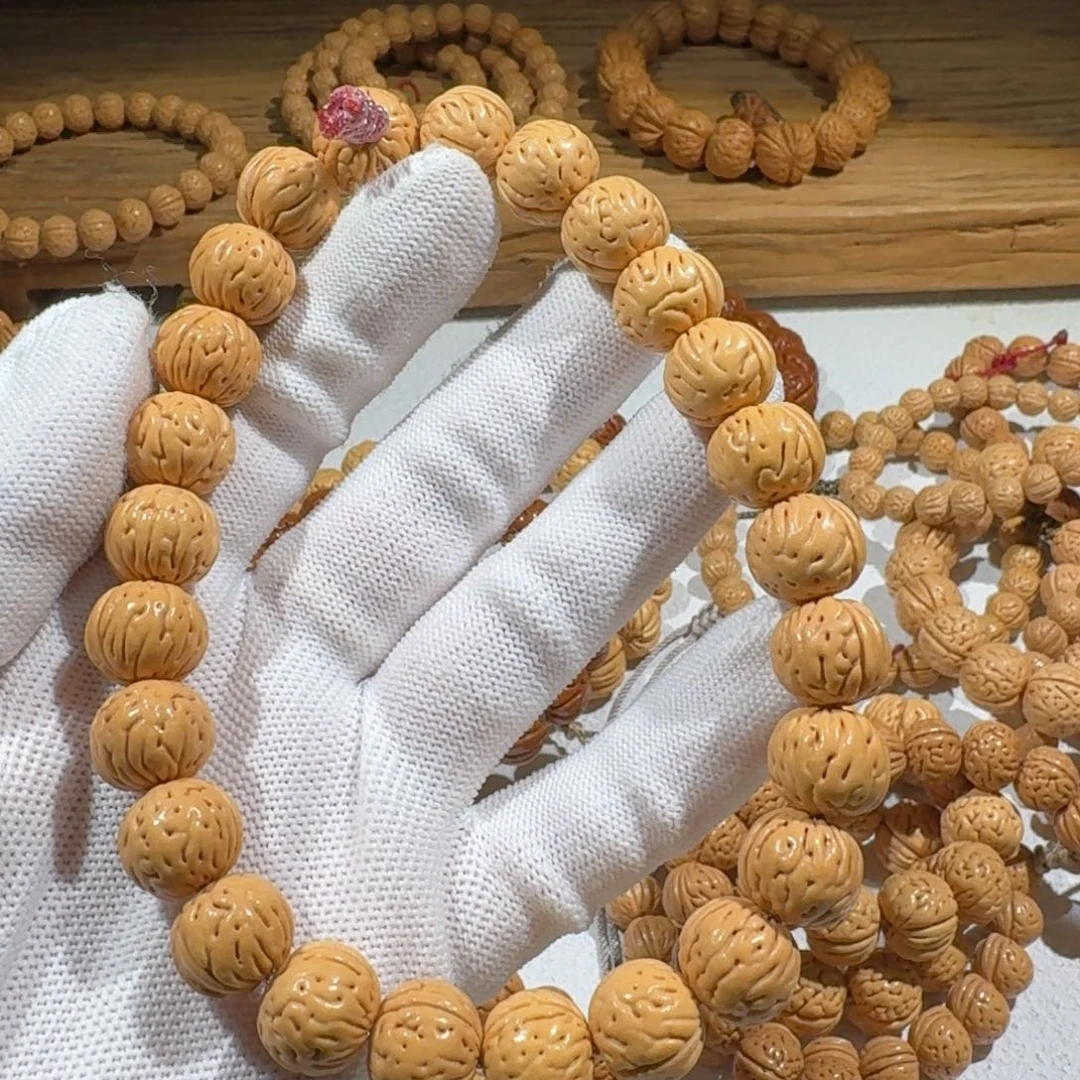 小****手串桃核精品桃核