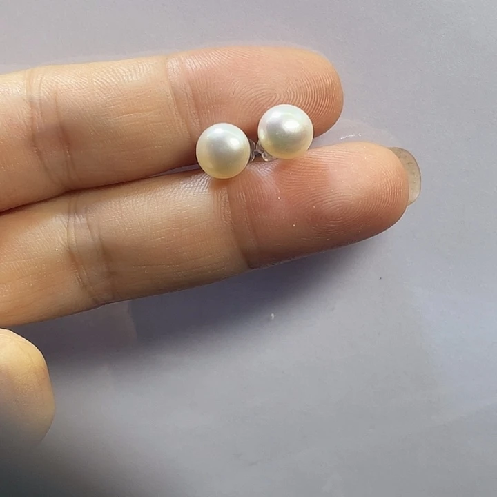 董***懂银S925镶嵌耳饰淡水珍珠耳钉