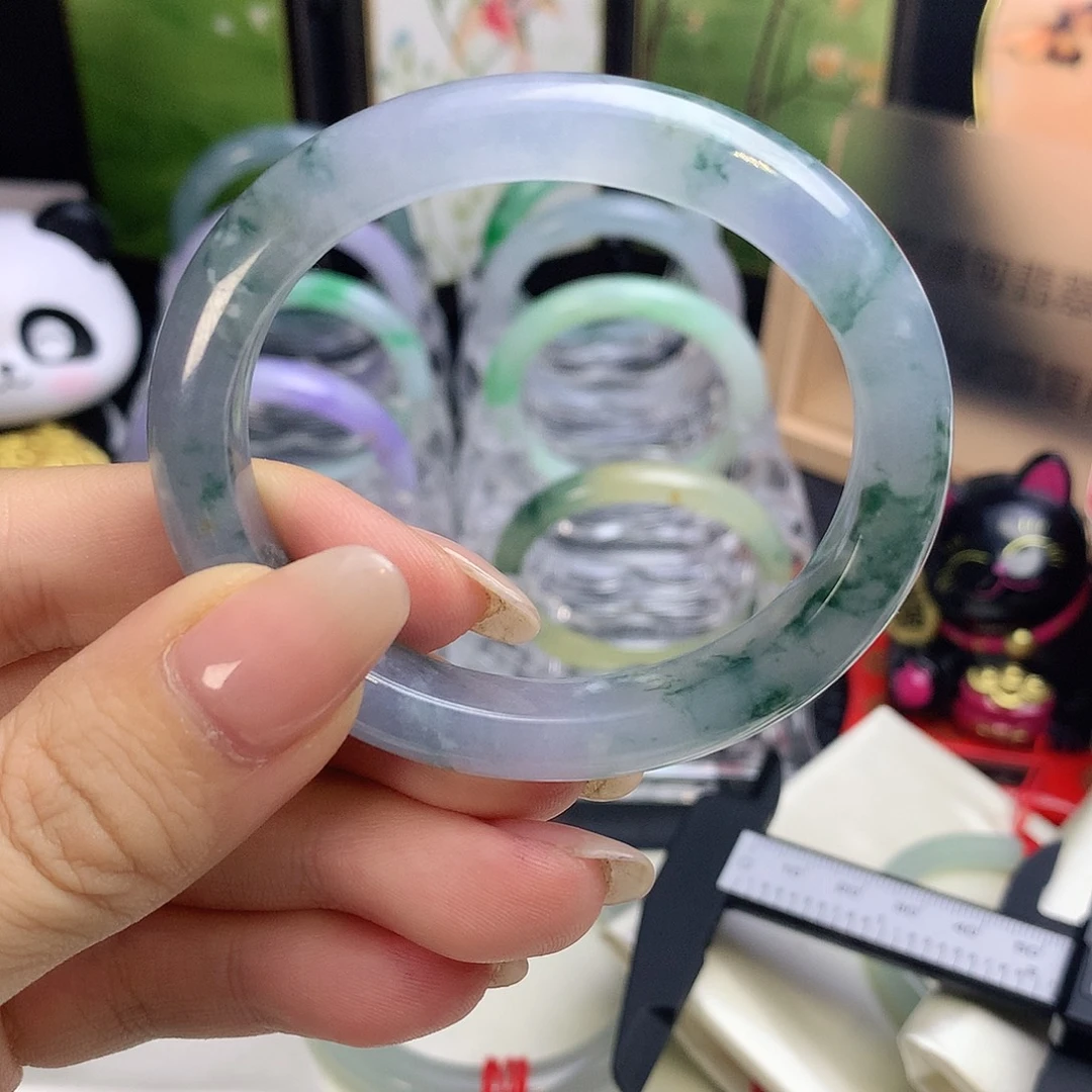 翡翠未镶嵌手镯52