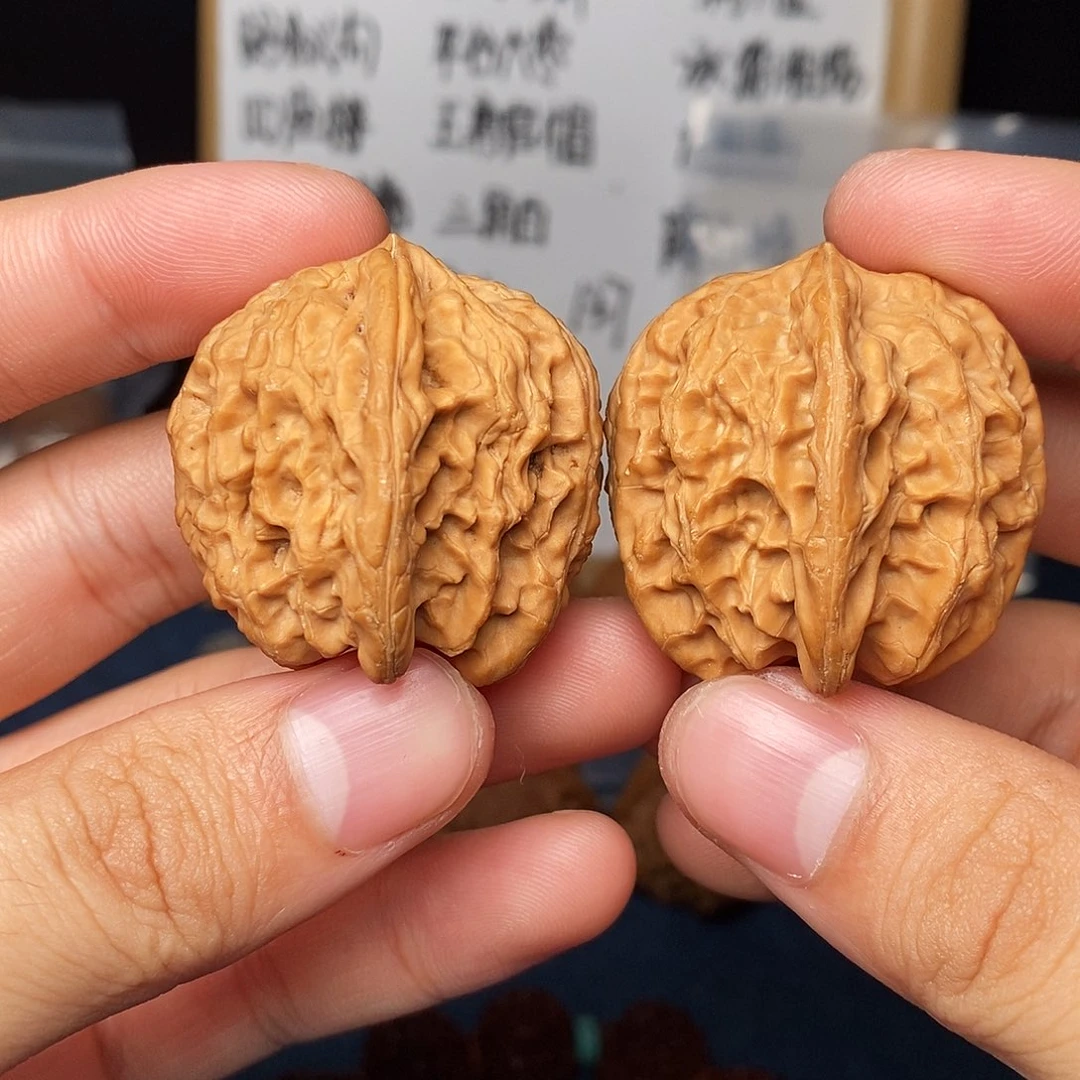 吊坠文玩核桃玉龙