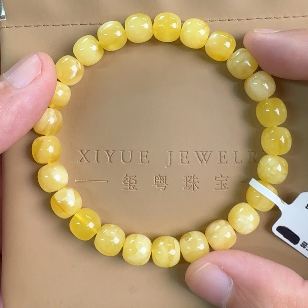 琥珀未镶嵌裸石129000000