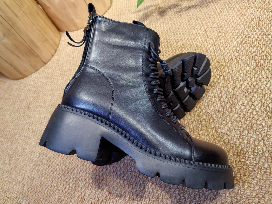 系带中筒靴冬季女鞋马丁靴复古秋冬时尚不勒脚头层牛皮厚底软底