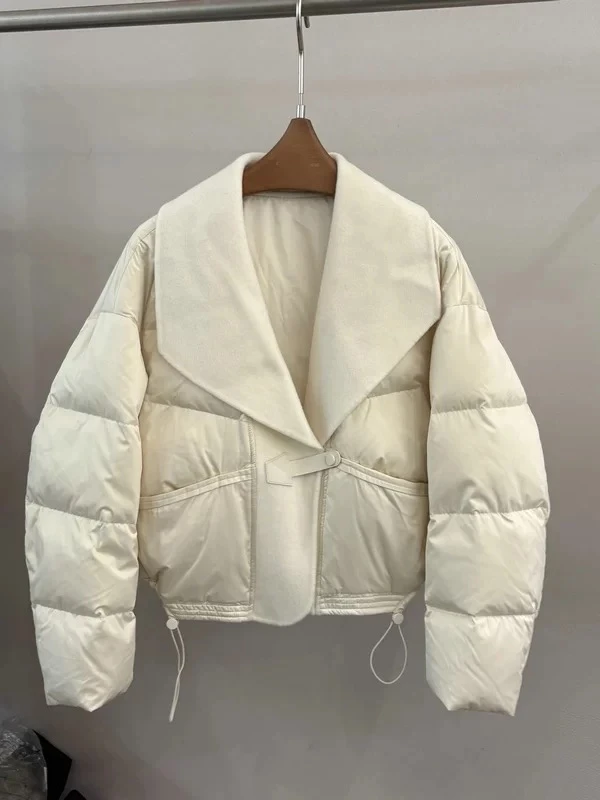 2621#鹅绒大翻领一粒扣下抽绳设计感保暖外套女秋冬羽绒服鹅绒服