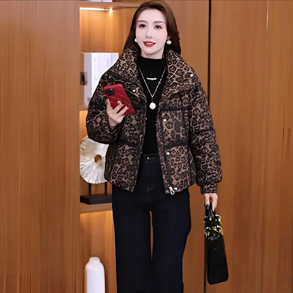 时尚洋气豹纹面包服女冬季2024新款百搭保暖棉服宽松妈妈款短款