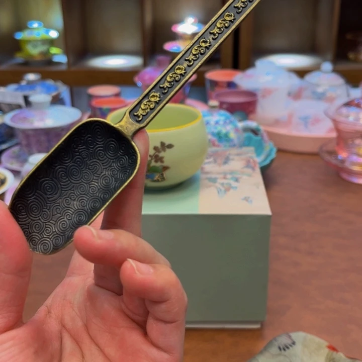 瓷片。啦啦啦啦啦啦咯哦哦哦哦哦哦哦哦哦哦