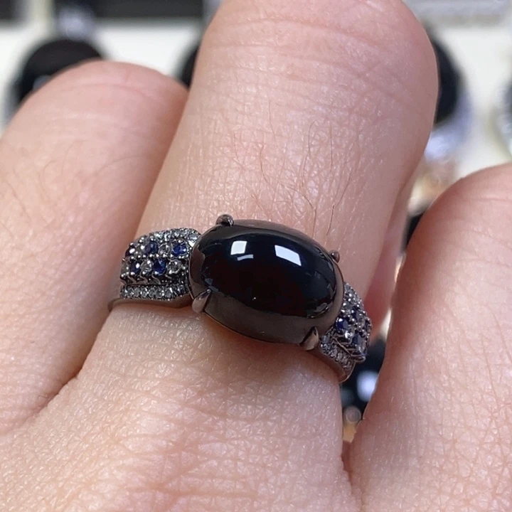 翡翠戒指18K金镶嵌缅甸天然翡翠墨翠