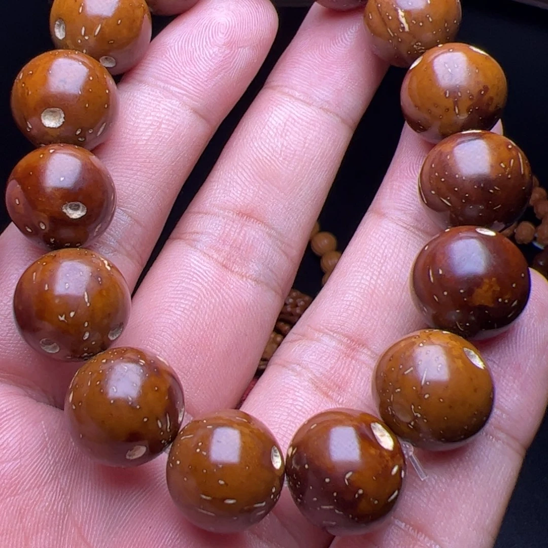 猴头核桃吊坠痛苦