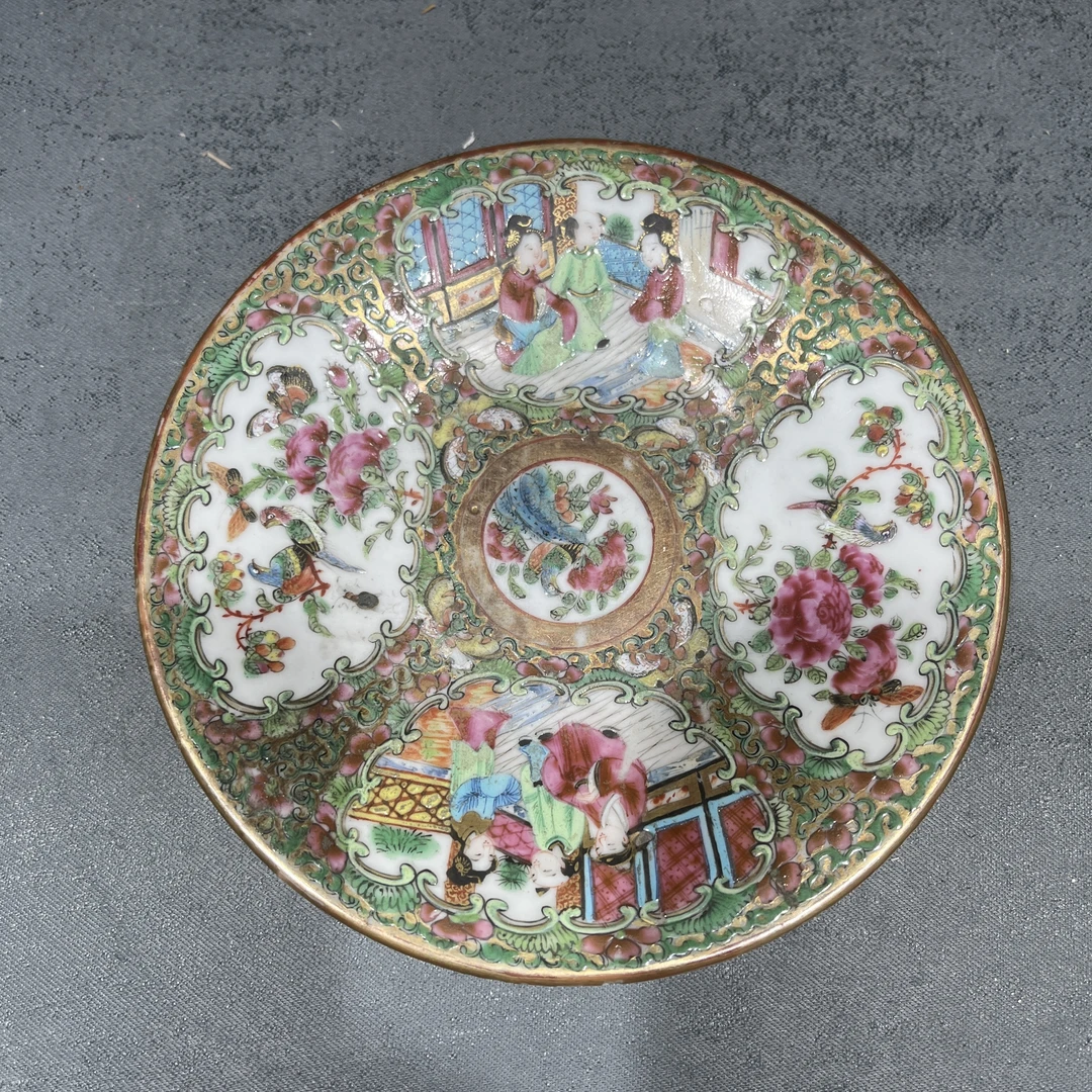 245号清光绪广彩人物花鸟开窗碟