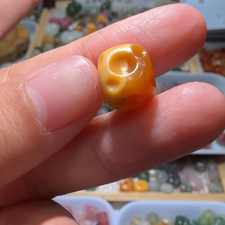 和田玉未镶嵌珠宝半成品