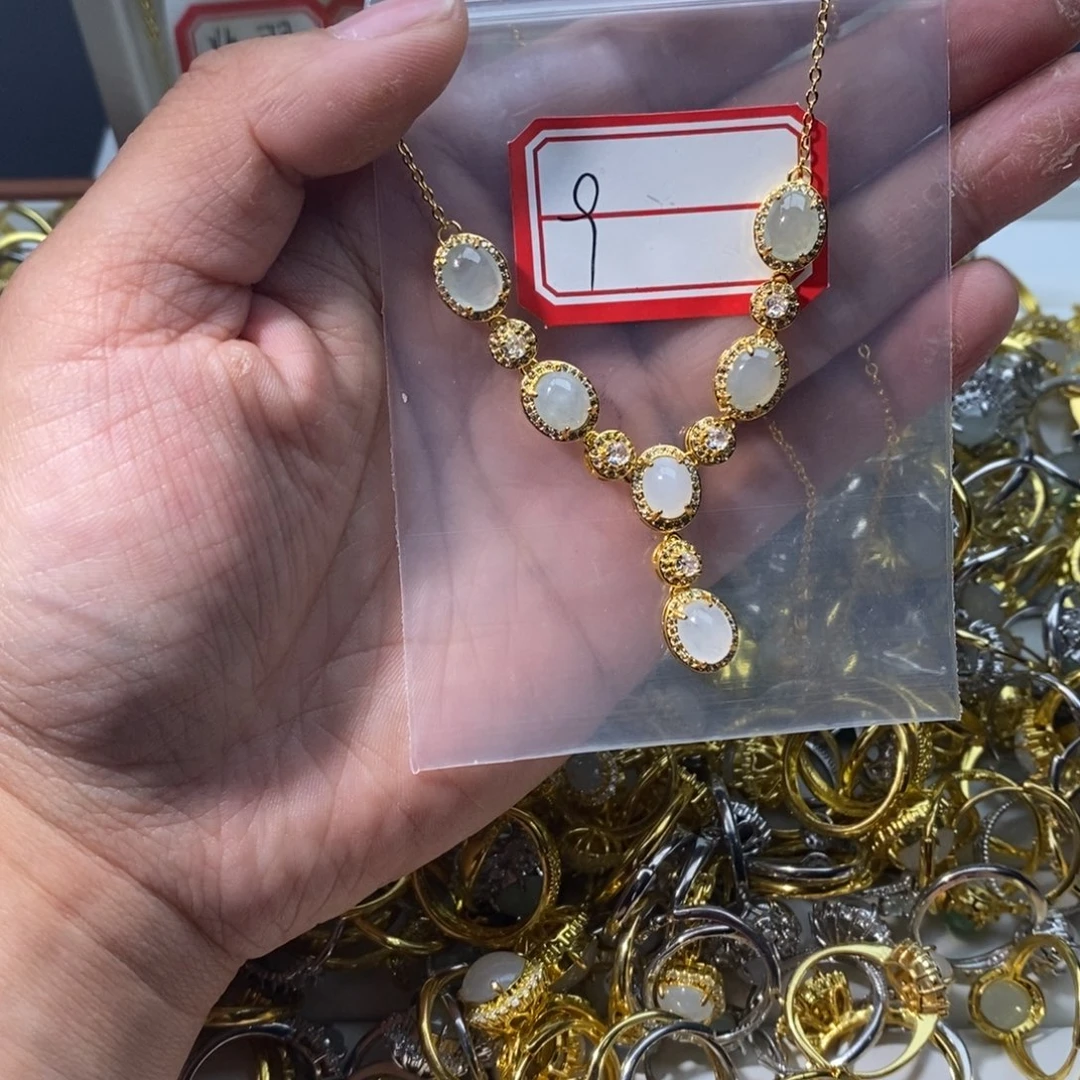 翡翠戒指银S925镶嵌翡翠首饰