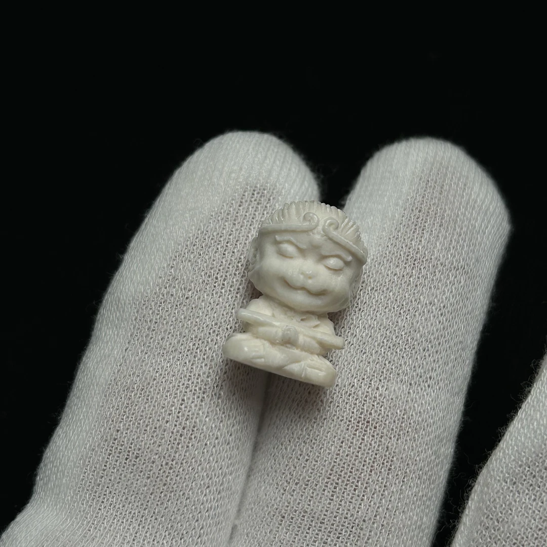 PB032 只做天然猛犸牙 齐天大圣 约长度20*宽度13mm