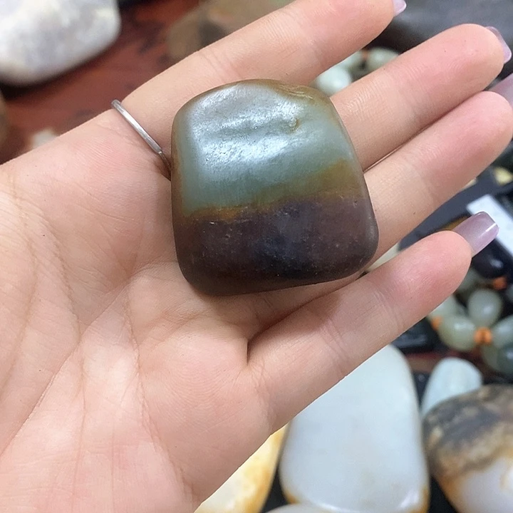 和田玉（糖玉）未镶嵌挂件