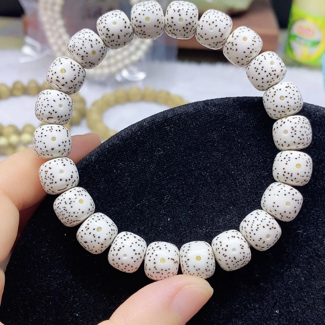 星月菩提吊坠10.11星月菩提